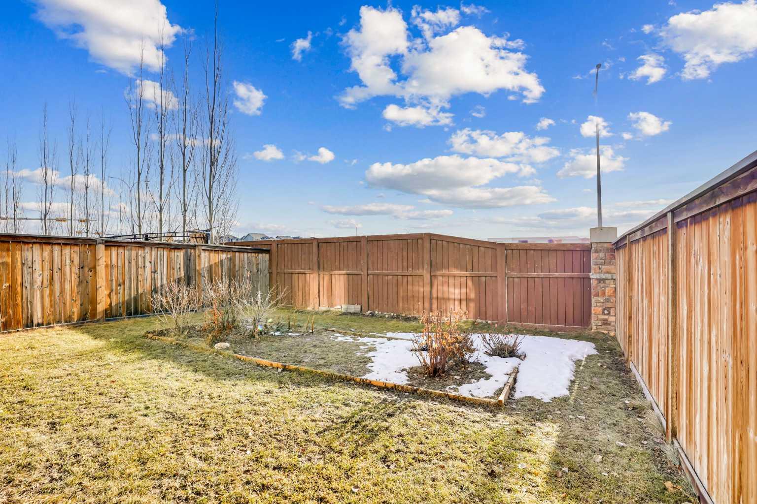 608 Windbrook Heights SW