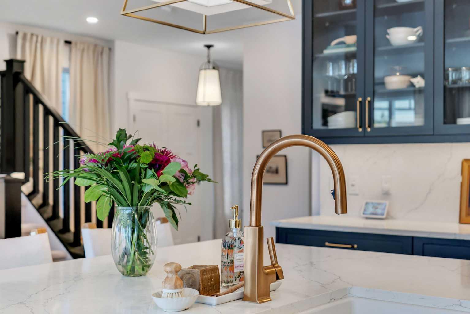 1176 Cranbrook Gardens SE