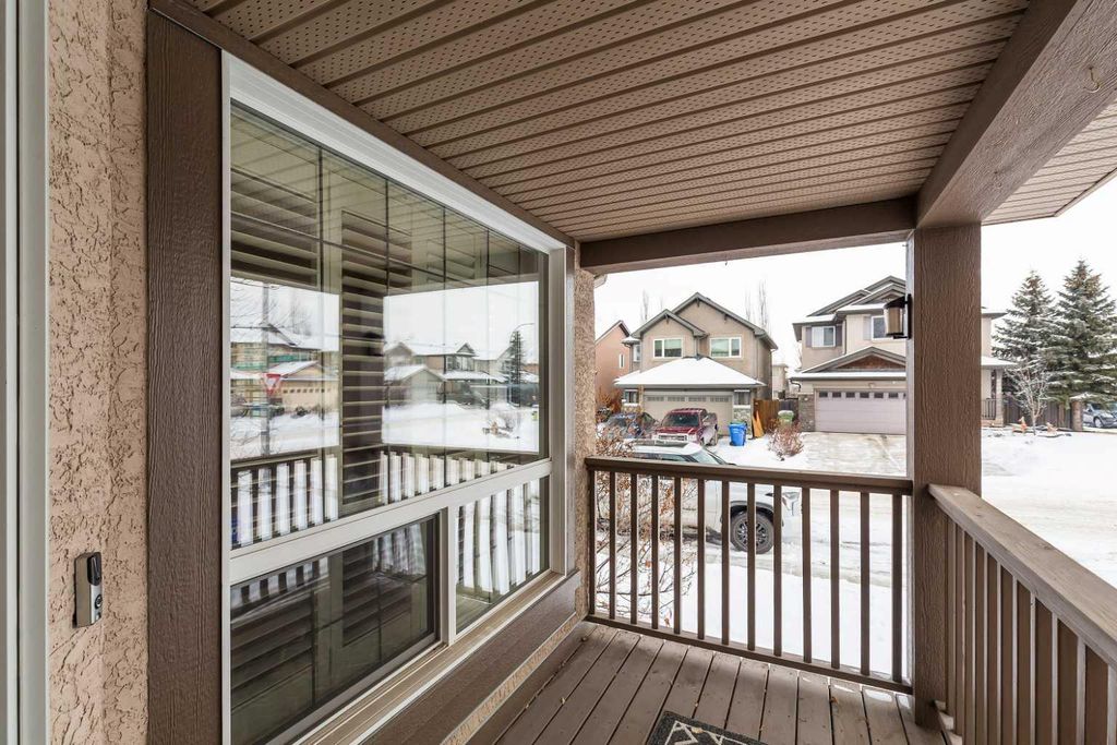 Photo of 443 Everbrook Way SW, Calgary, AB T2Y 0A6 (MLS # A2282511)