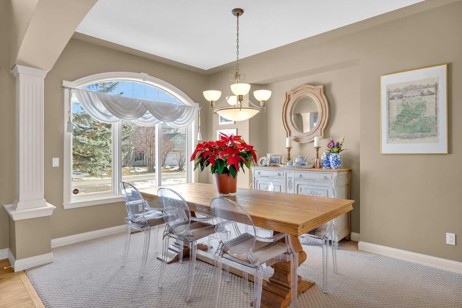 97 Strathridge Close SW