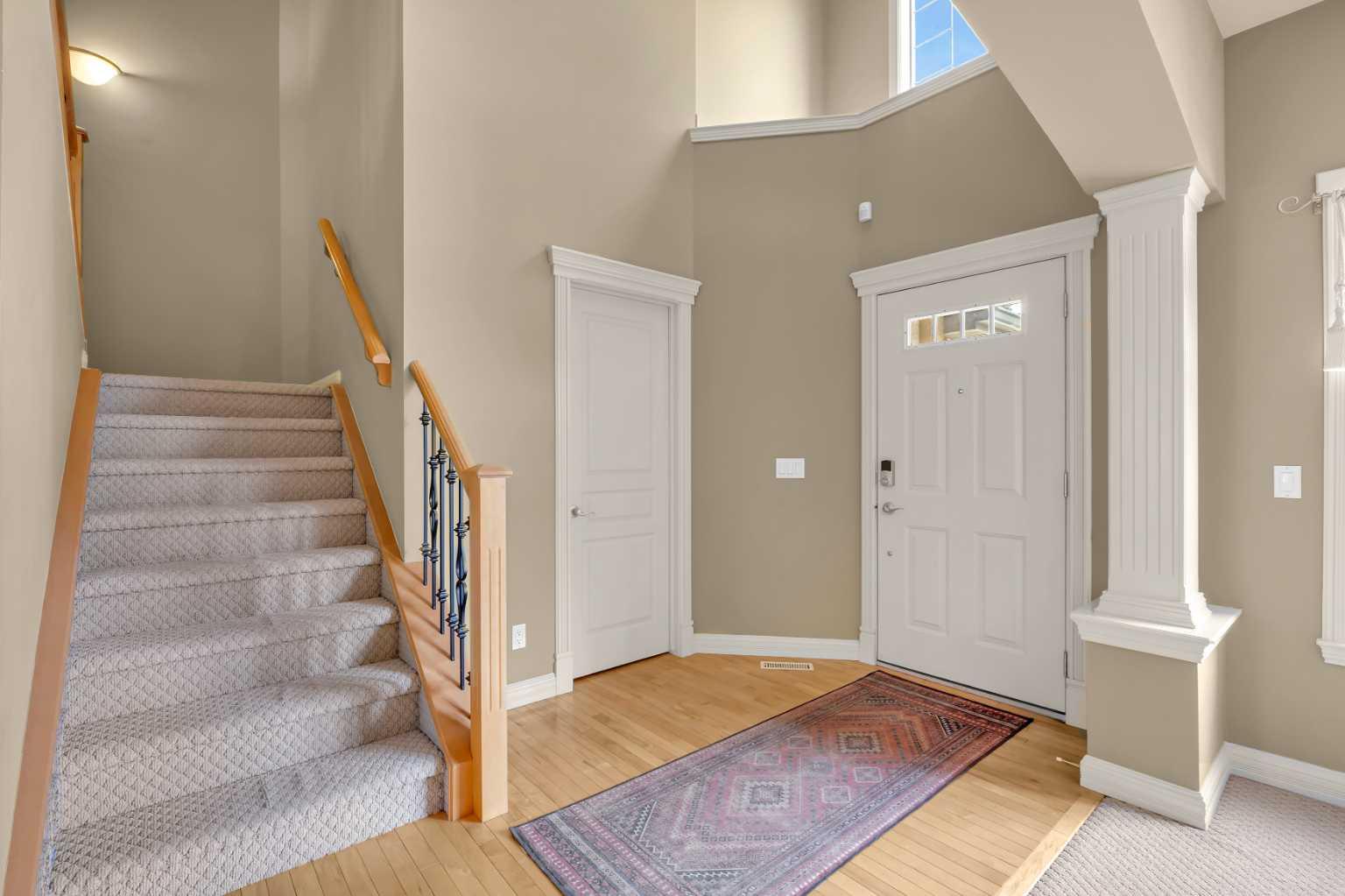 97 Strathridge Close SW