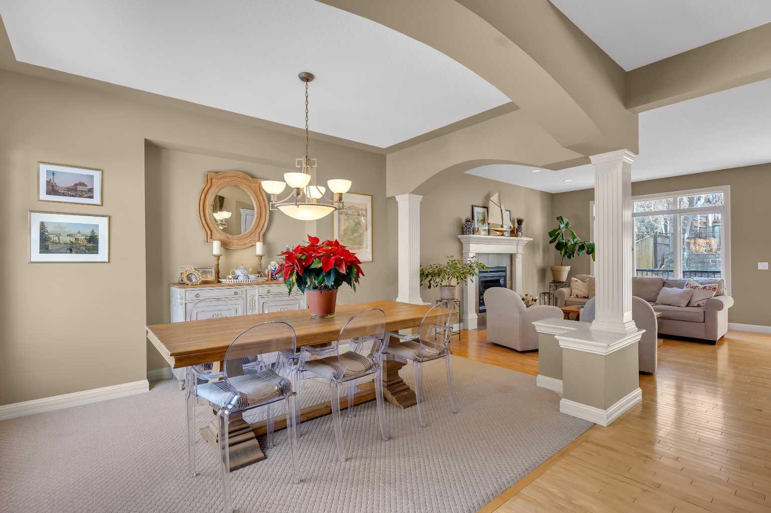 97 Strathridge Close SW