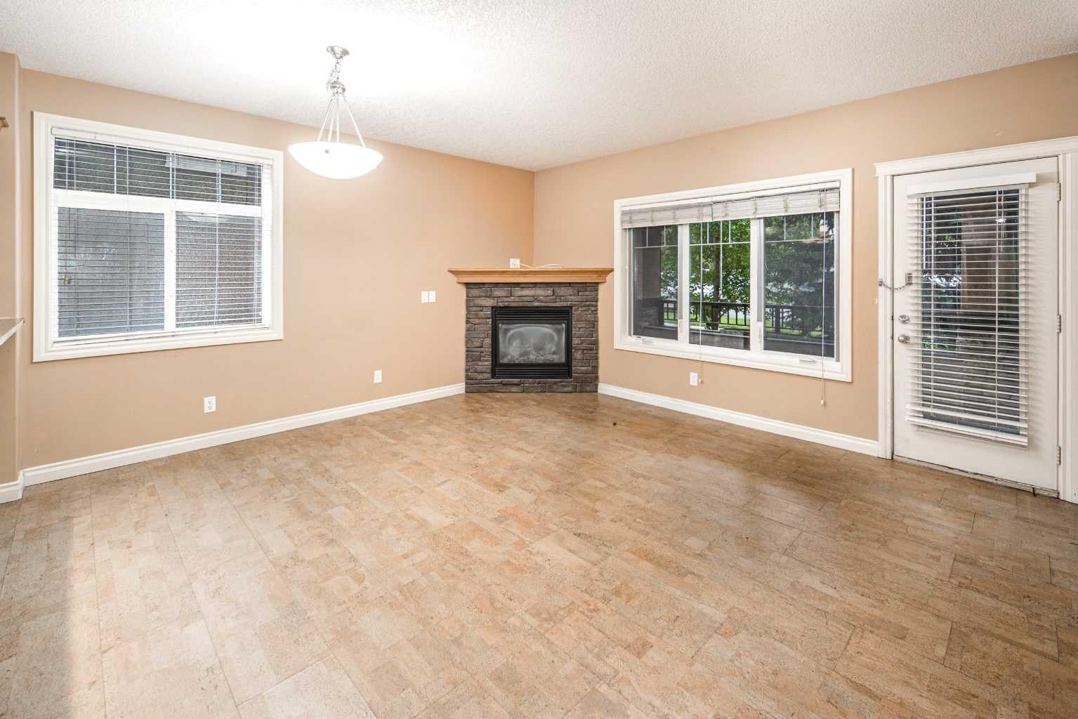110 12 Avenue NE 102