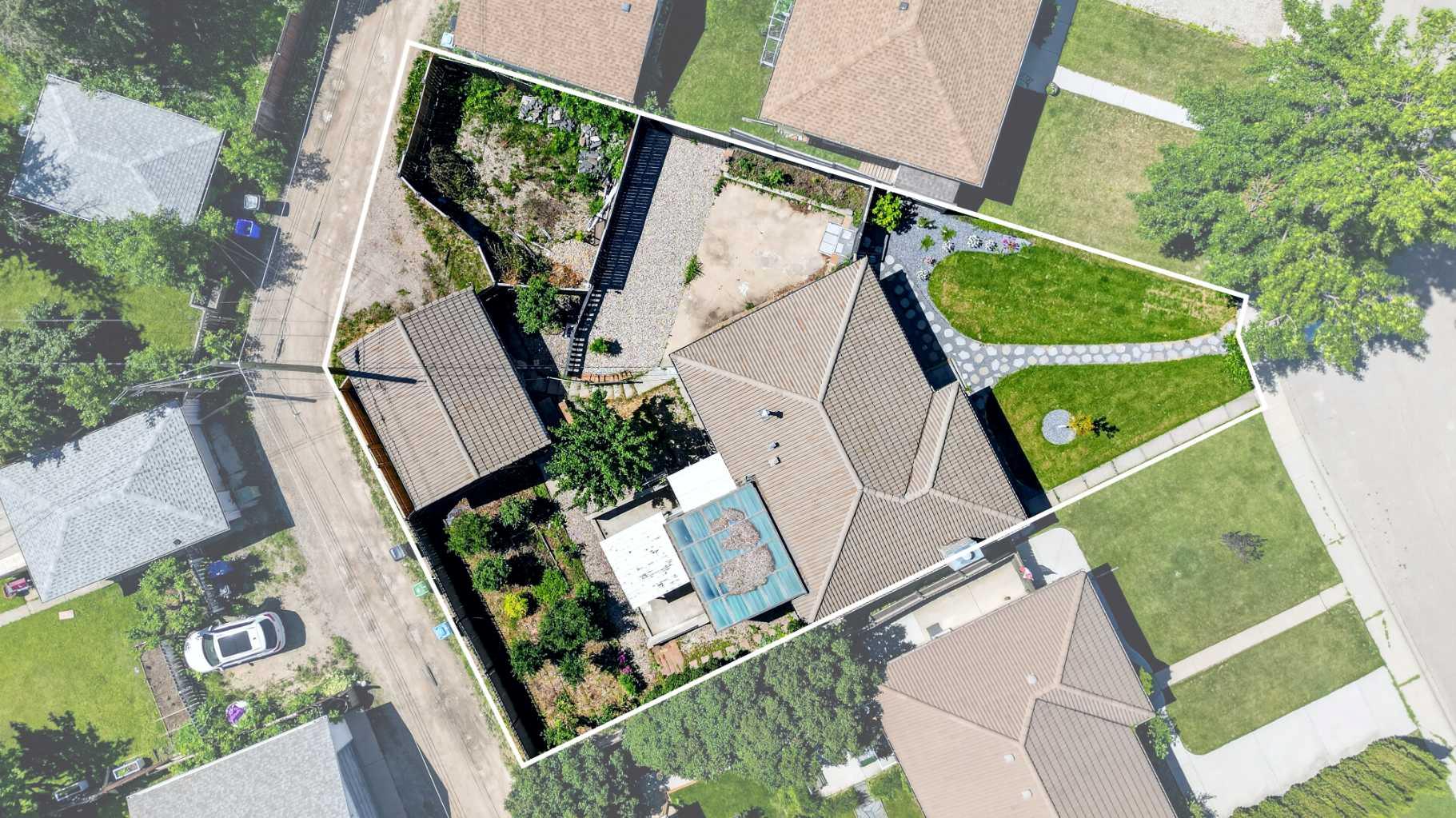 2018 Cottonwood Crescent SE