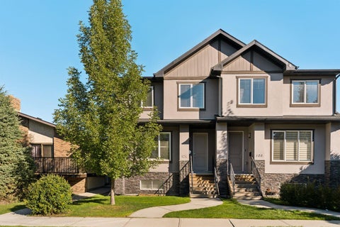 Photo of 124 25 Avenue NE, Calgary, AB T2E 1X8 (MLS # A2344236)