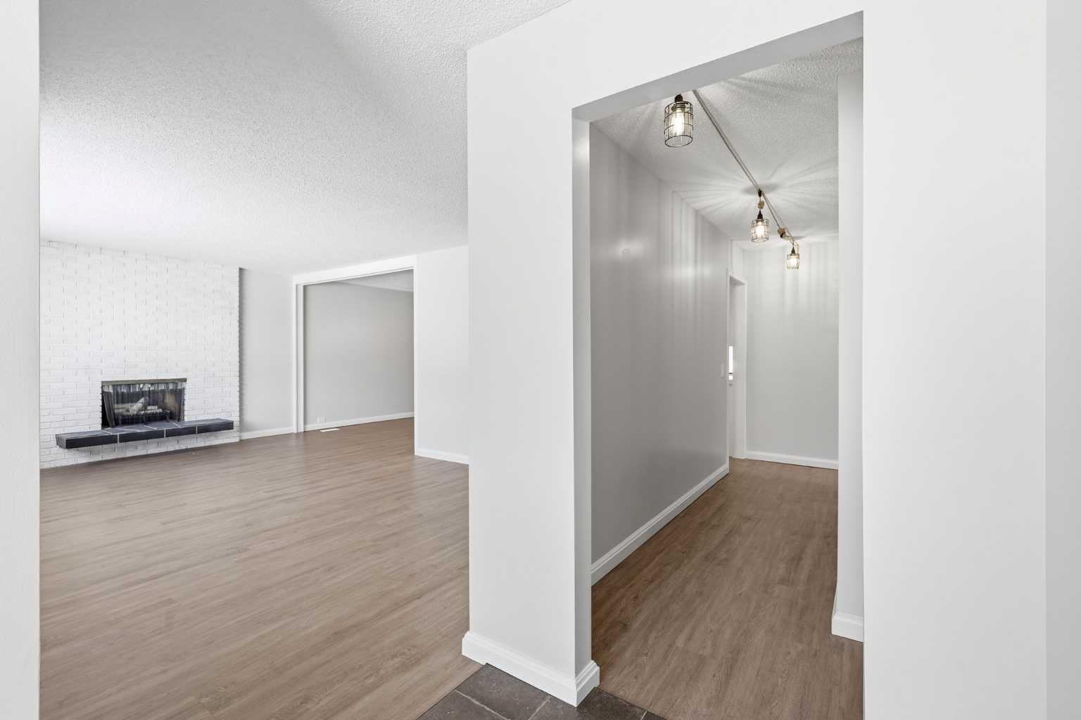 5031 Vienna Drive NW