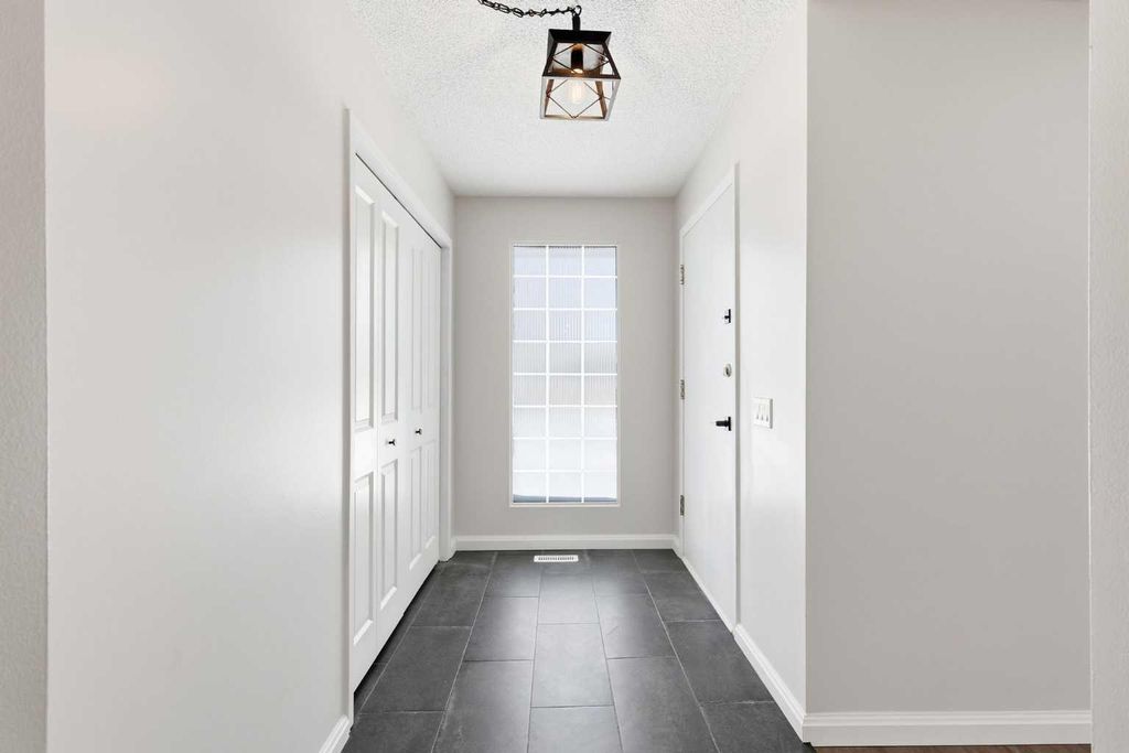 Photo of 5031 Vienna Drive NW, Calgary, AB T3A 0W8 (MLS # A2288045)