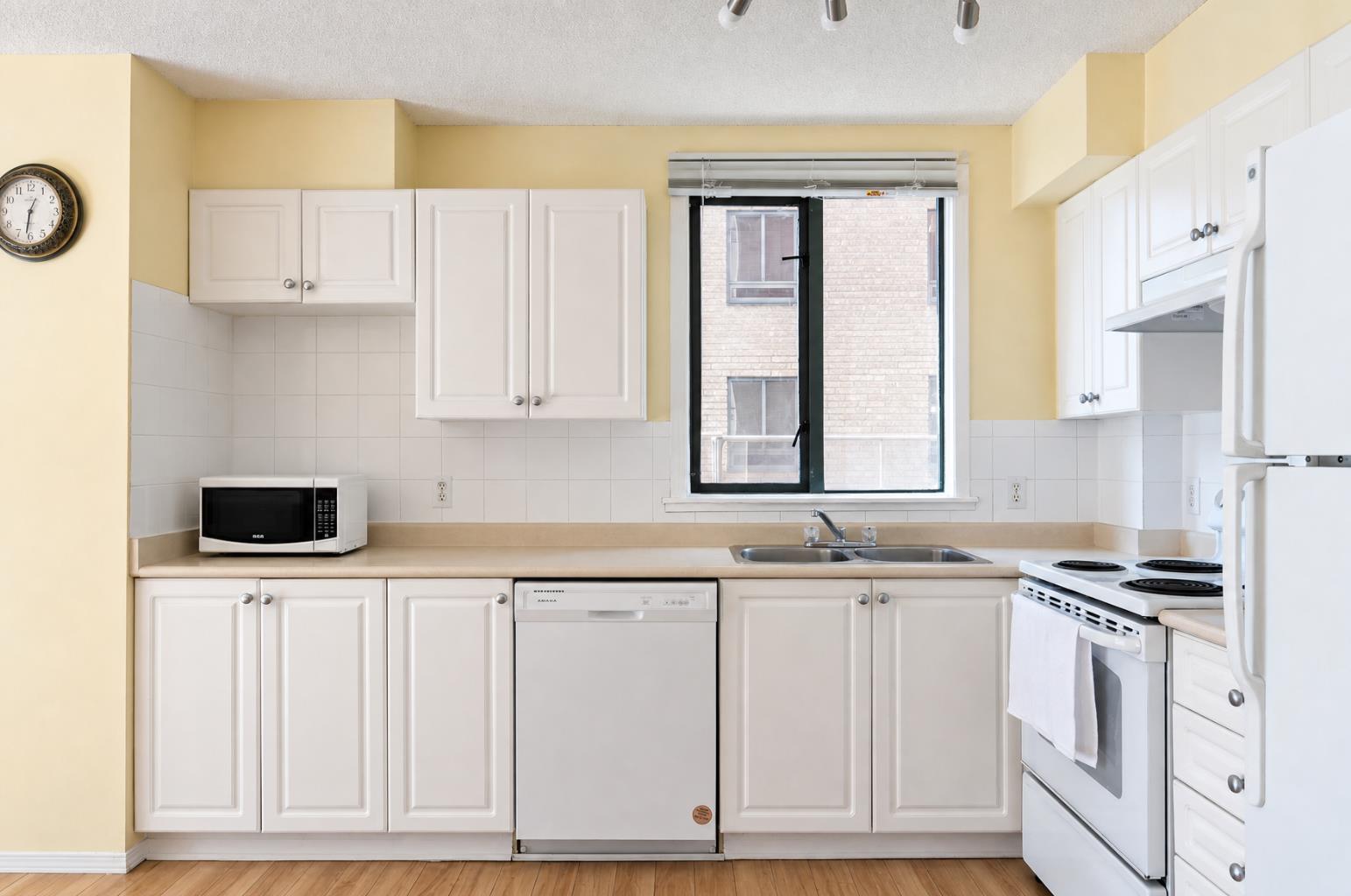 1111 6 Avenue SW 318