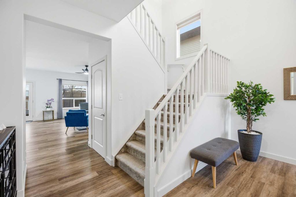Photo of 107 Everwoods Park SW, Calgary, AB T2Y 0G3 (MLS # A2300828)