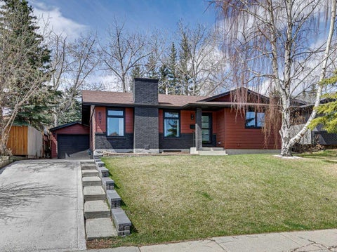 Photo of 507 Cantrell Drive SW, Calgary, AB T2W 2K8 (MLS # A2342874)