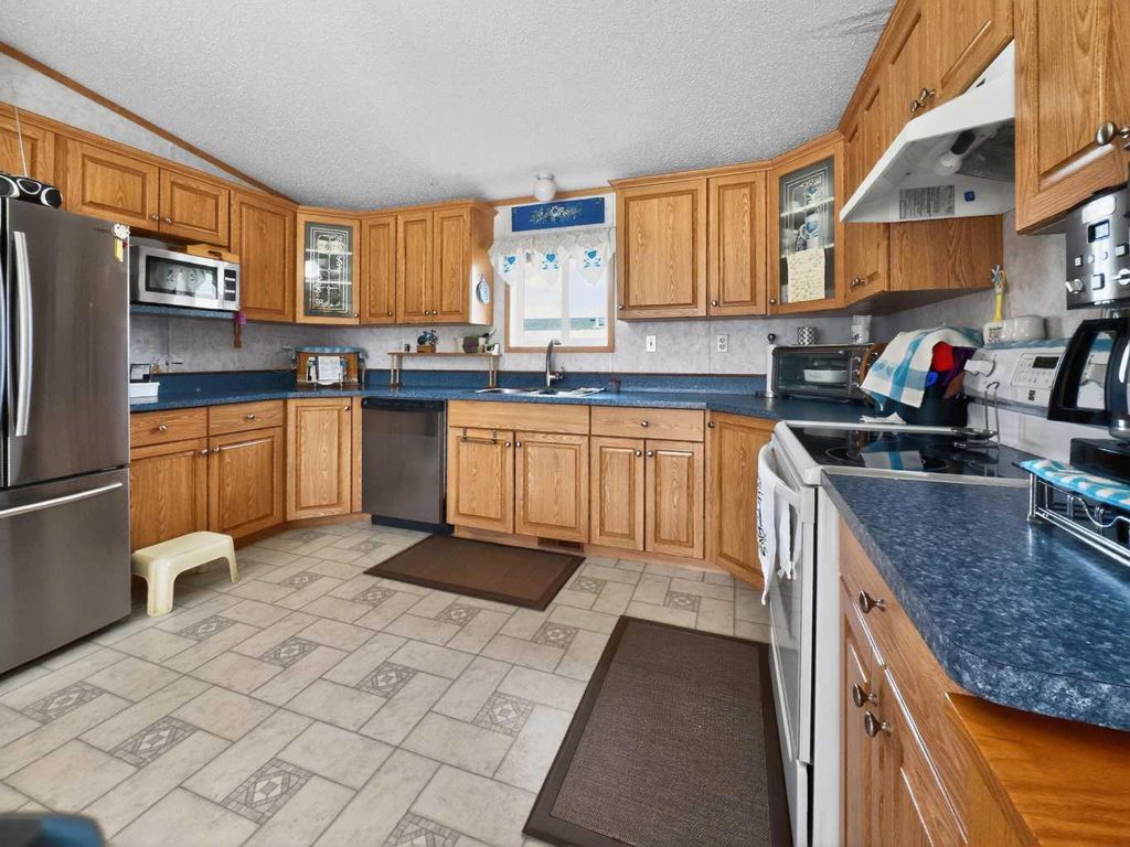 Photo of 10202 Homestead Way, La Crete, AB T0H 2H0 (MLS # A2310254)