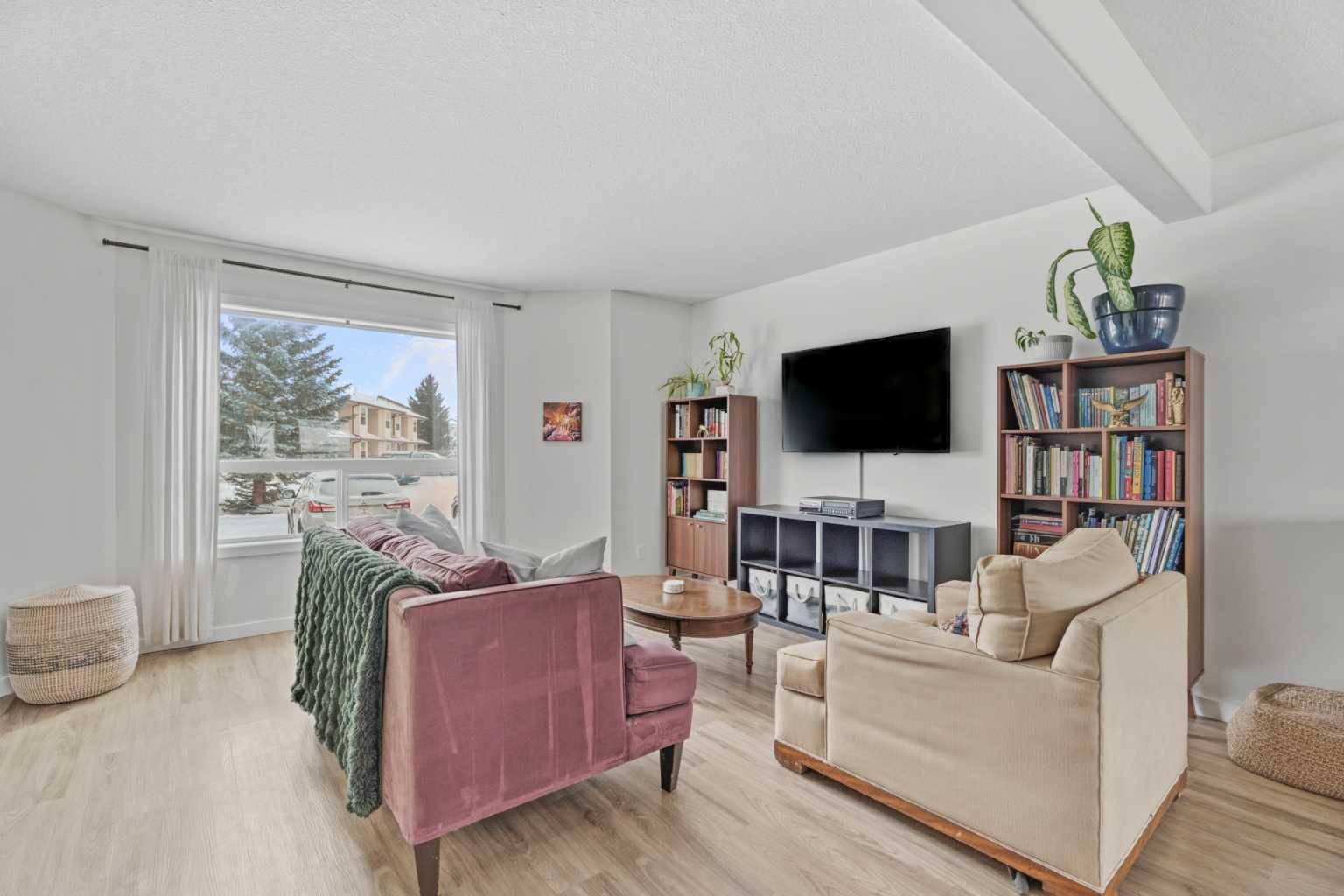 1301 Eagleview Place NW