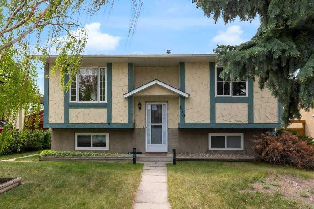 Photo of 120 Alpine Crescent SE, Airdrie, AB T4B 1L5 (MLS # A2316435)