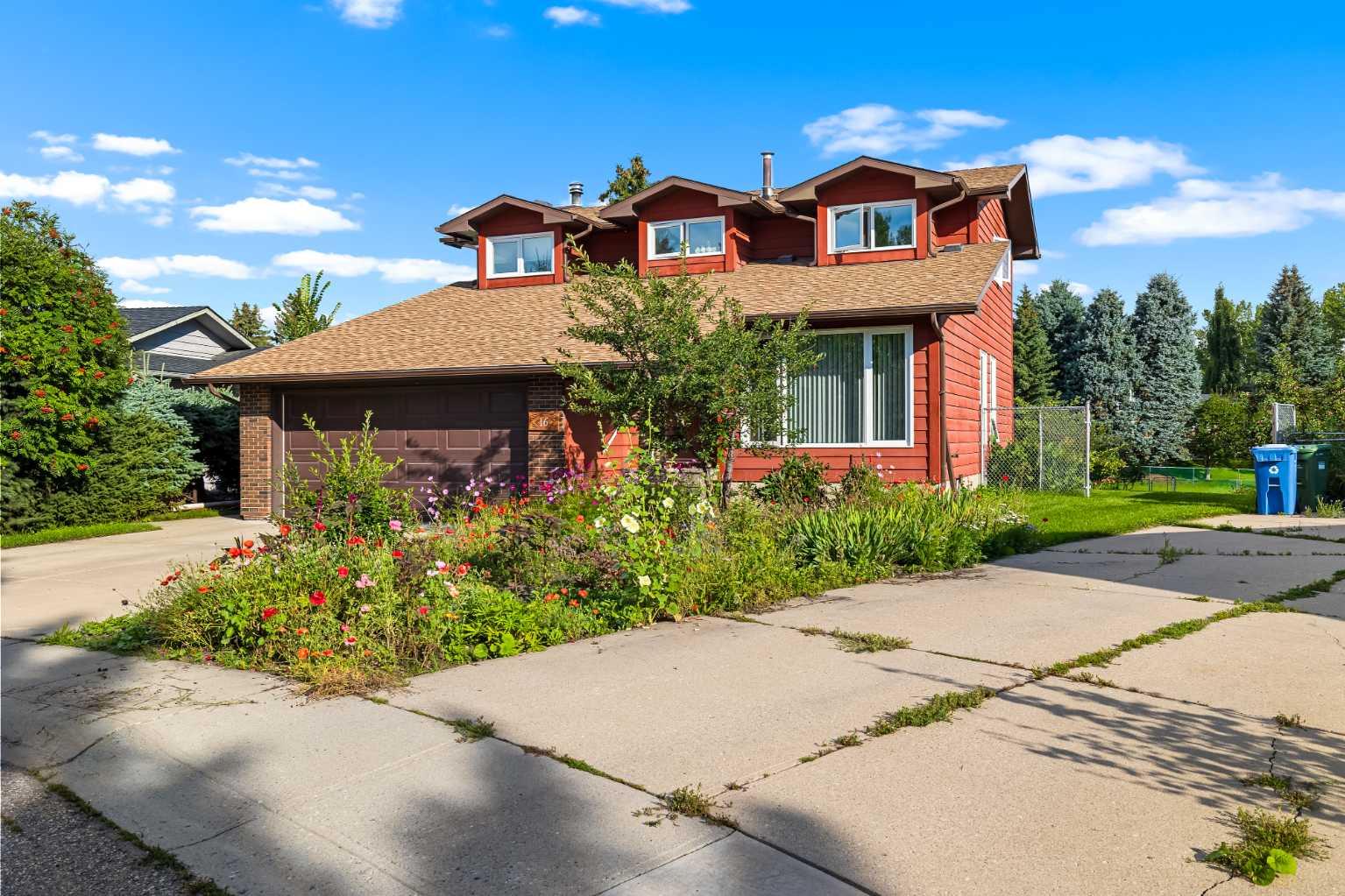 16 Sunmount Green SE