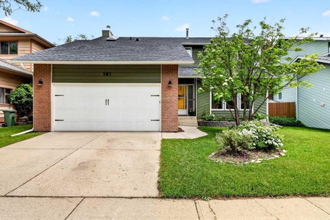 Photo of 181 Woodhaven Drive, Okotoks, AB T1S 1L8 (MLS # A2326939)