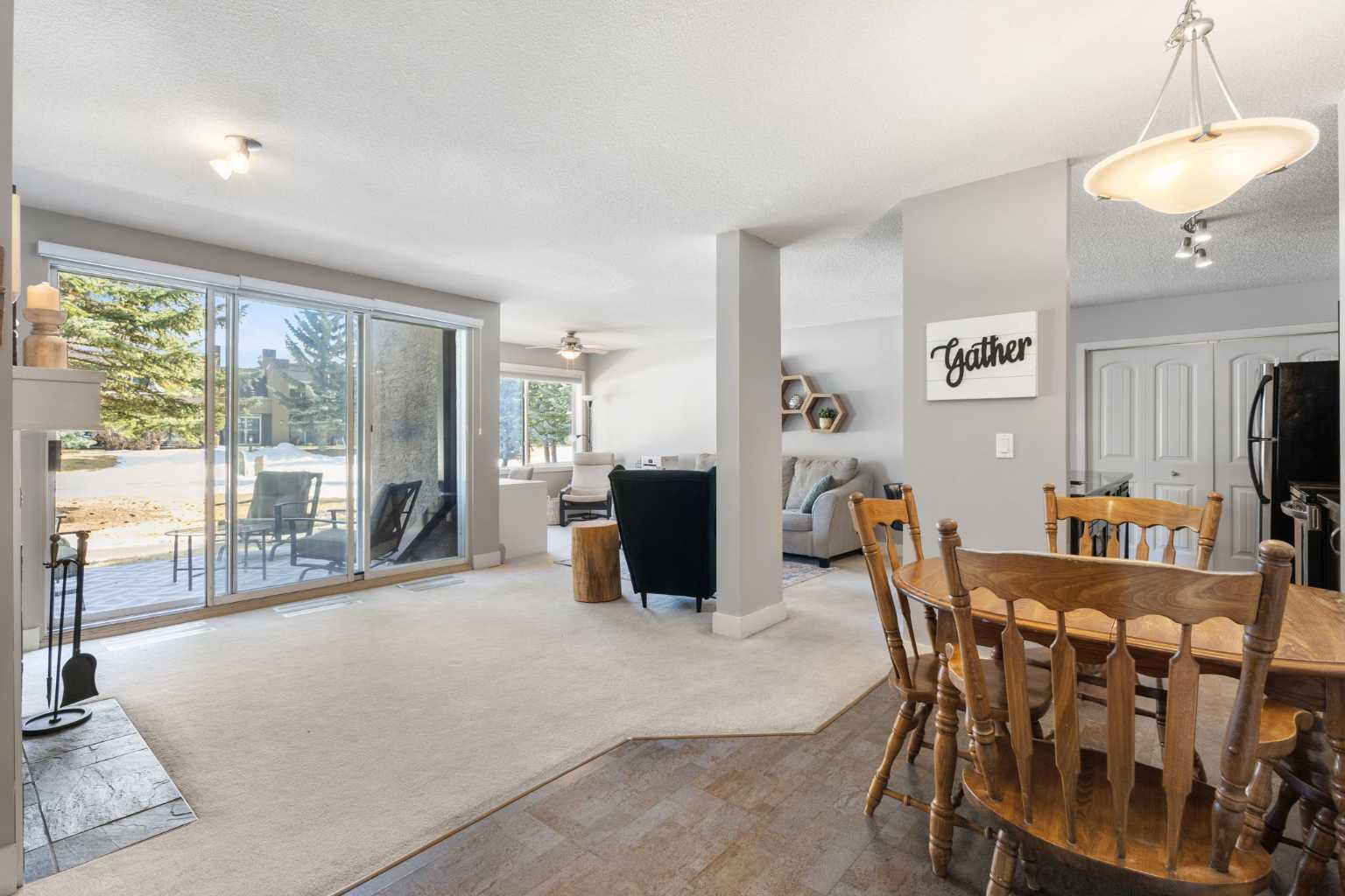 108 Village Heights SW 1