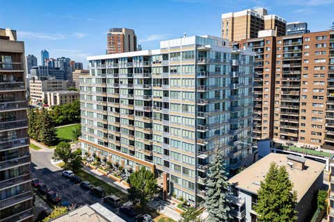 Photo of 626 14 Avenue SW #701, Calgary, AB T2R 0X4 (MLS # A2335077)