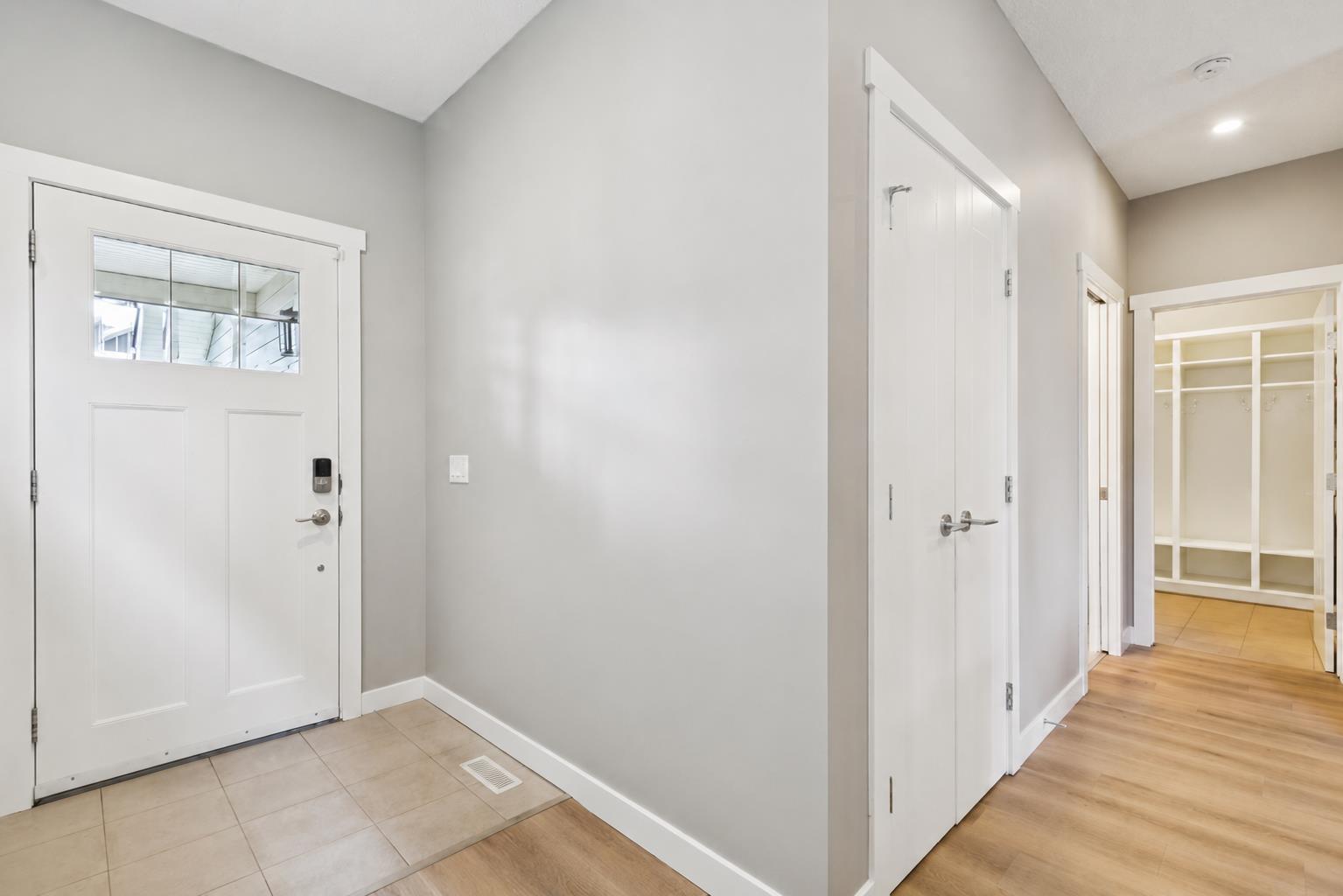 52 Marquis Crescent SE