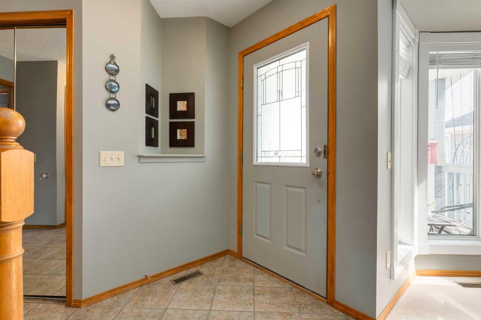 159 Macewan Drive NW