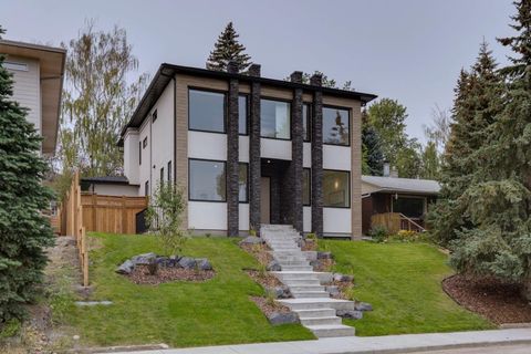 Photo of 1307 Hamilton Street NW, Calgary, AB T2N 3W8 (MLS # A2296002)