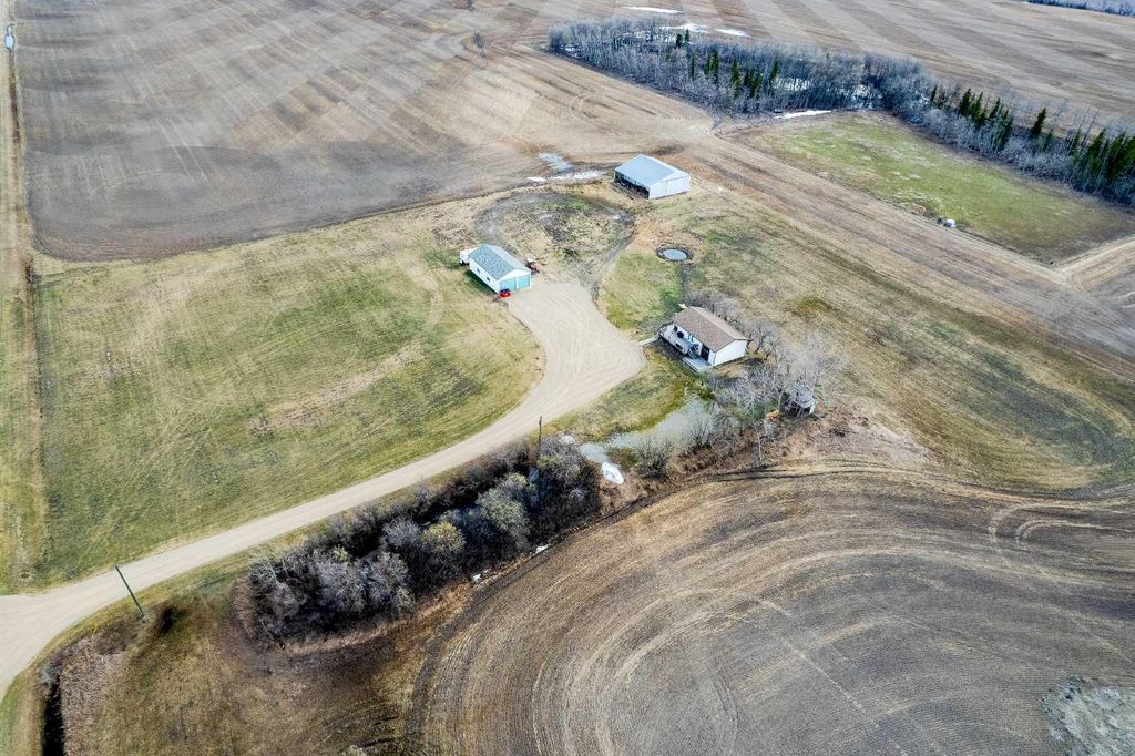 Photo of 79530 Range Road 125, Rural Saddle Hills County, AB T0H 0K0 (MLS # A2309166)