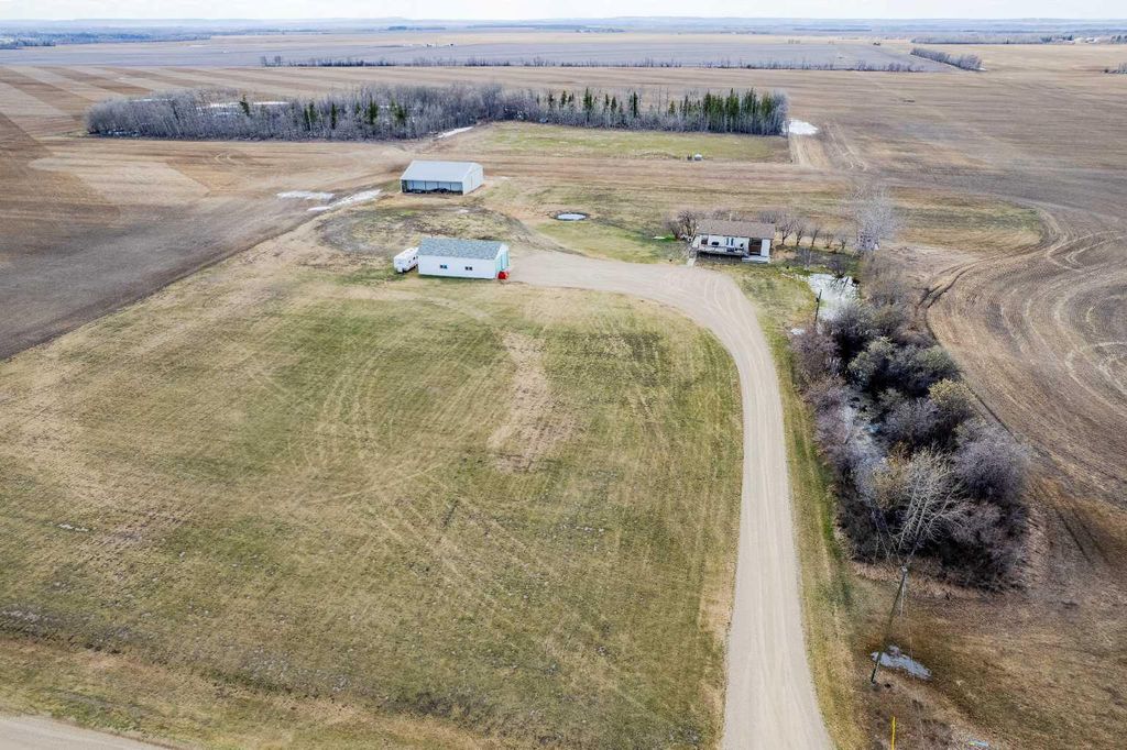Photo of 79530 Range Road 125, Rural Saddle Hills County, AB T0H 0K0 (MLS # A2309166)