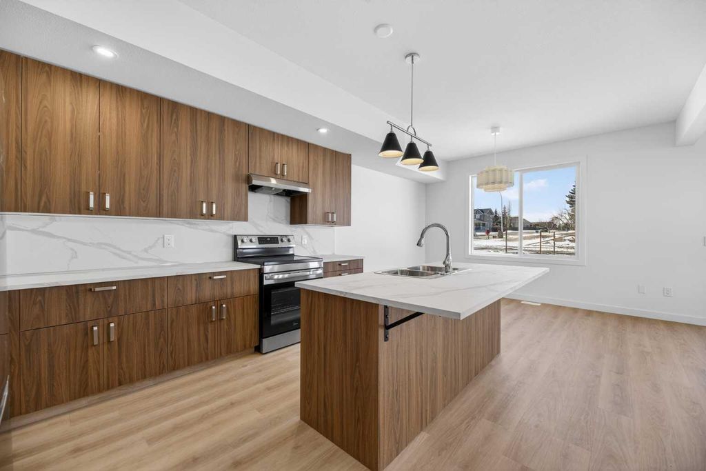 Photo of 1520 25 Street, Didsbury, AB T0M 0W0 (MLS # A2293989)