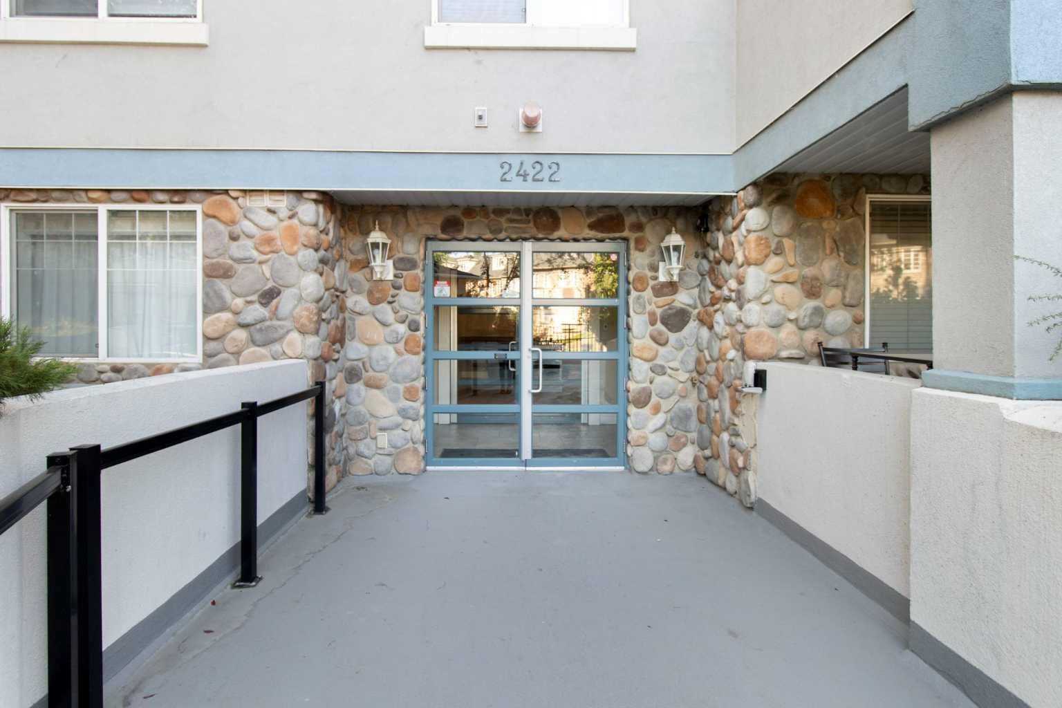 2422 Erlton Street SW 404