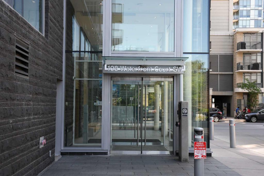 Photo of 108 Waterfront Court SW #604, Calgary, AB T2P 1K7 (MLS # A2236512)