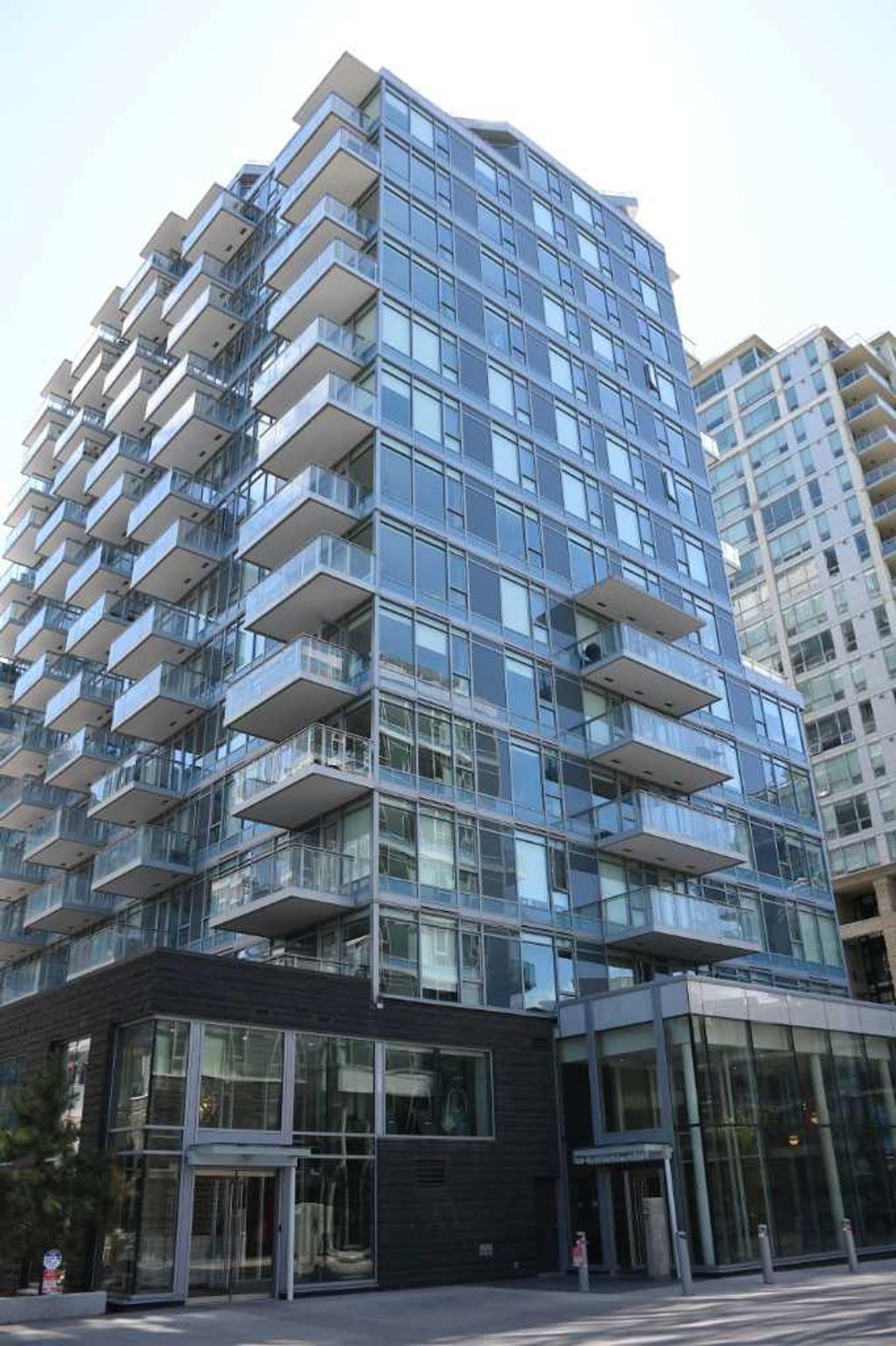 Photo of 108 Waterfront Court SW #604, Calgary, AB T2P 1K7 (MLS # A2236512)