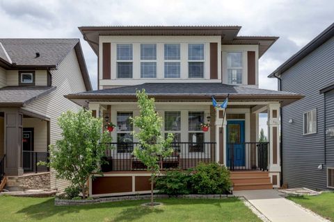 Photo of 66 Heritage Boulevard, Cochrane, AB T4C 2M1 (MLS # A2321183)