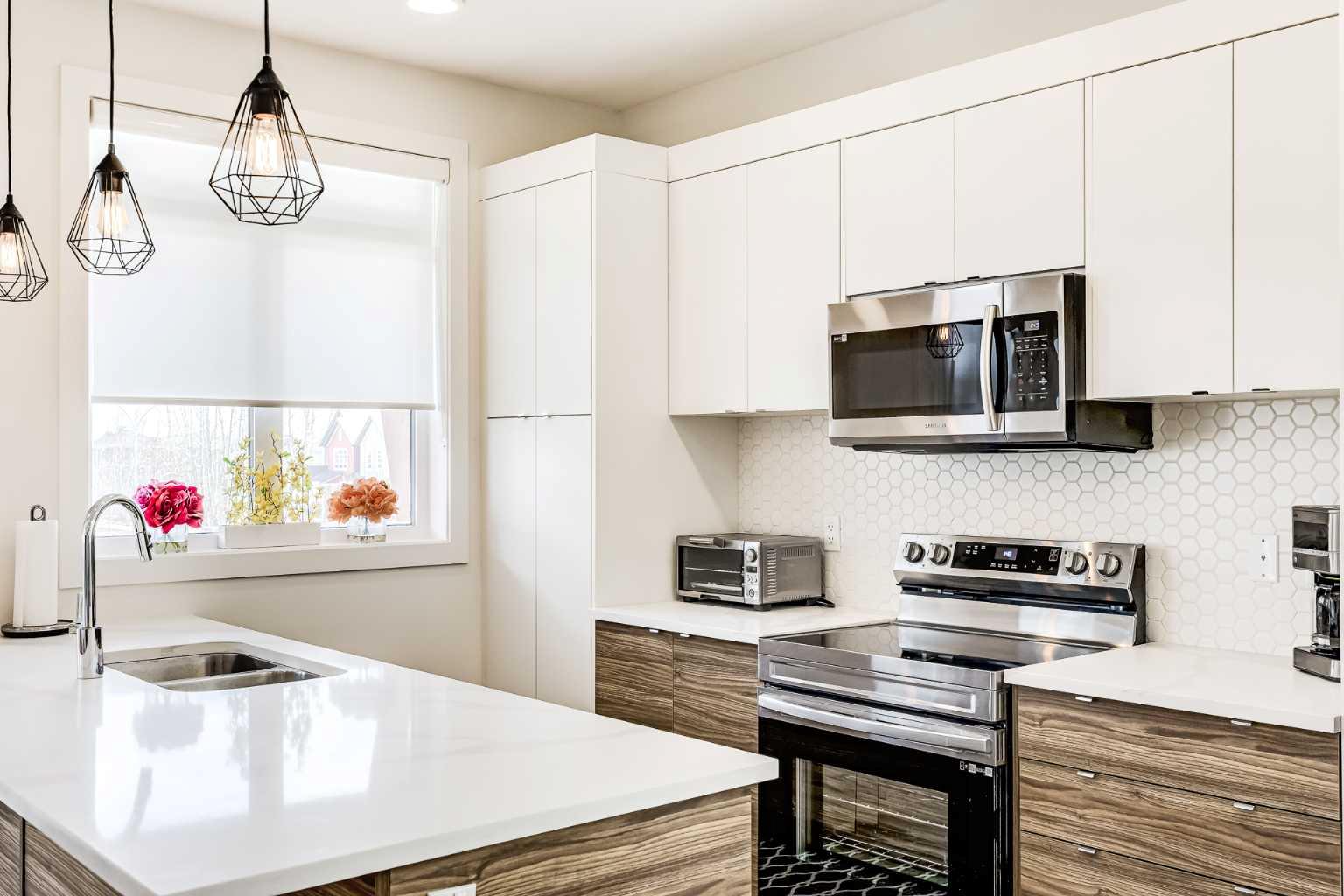 10060 46 Street NE 511