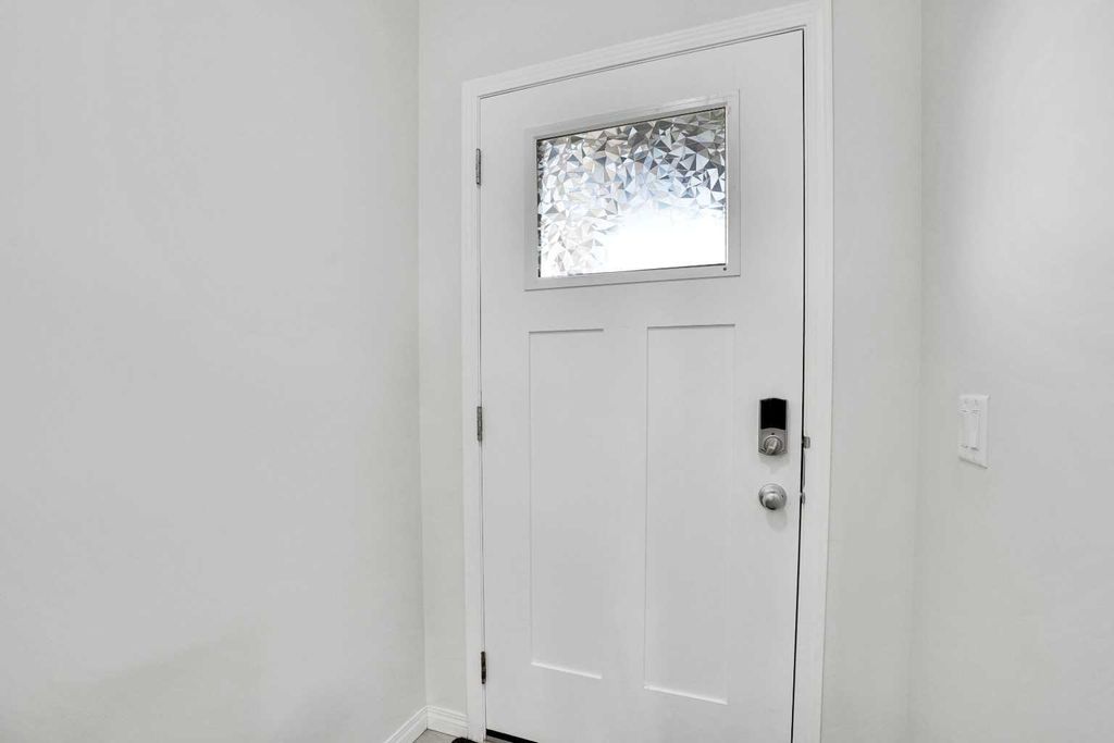 Photo of 155 Savanna Way NE, Calgary, AB T3J 0Z9 (MLS # A2286131)