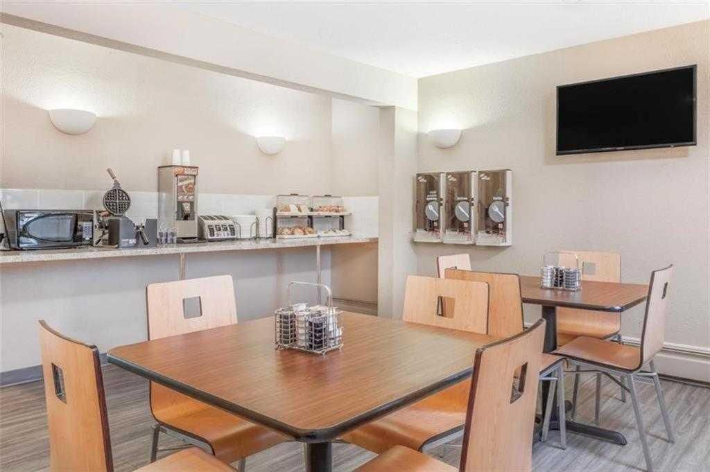 Photo of 5720 44 Avenue, Stettler, AB T0C 2L0 (MLS # A2296471)