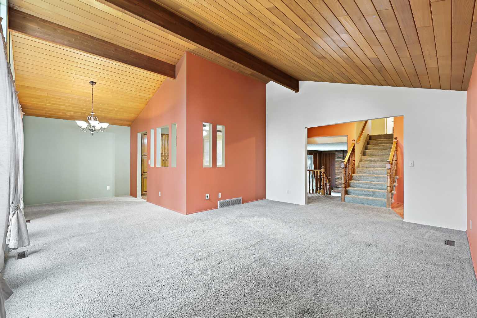 27 Sunmount Crescent SE