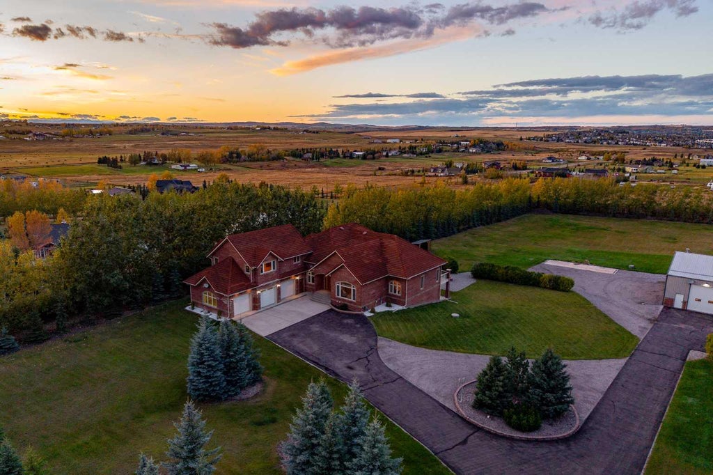 Photo of 14004 402 Avenue E, Rural Foothills County, AB T1S 6C4 (MLS # A2349656)