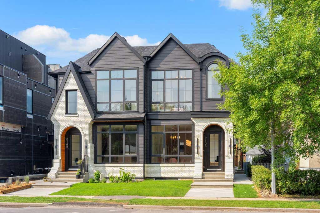 Photo of 2136 5 Avenue NW, Calgary, AB T2N 0S5 (MLS # A2329036)