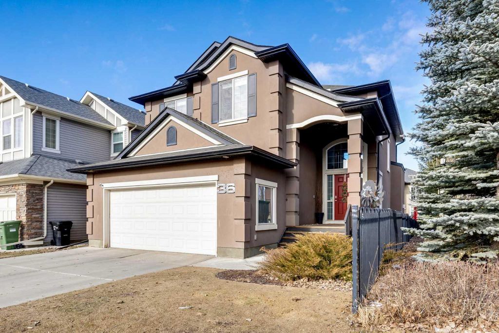 Photo of 36 Cranarch Grove SE, Calgary, AB T3M 0T8 (MLS # A2294600)
