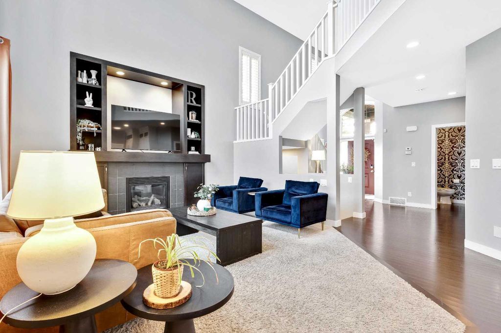 Photo of 36 Cranarch Grove SE, Calgary, AB T3M 0T8 (MLS # A2294600)