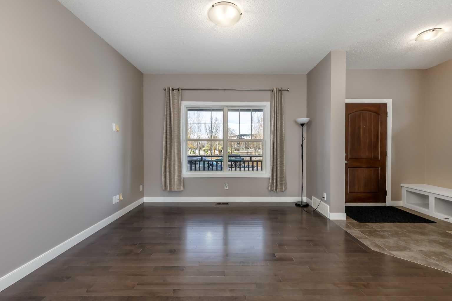 144 CLYDESDALE Way