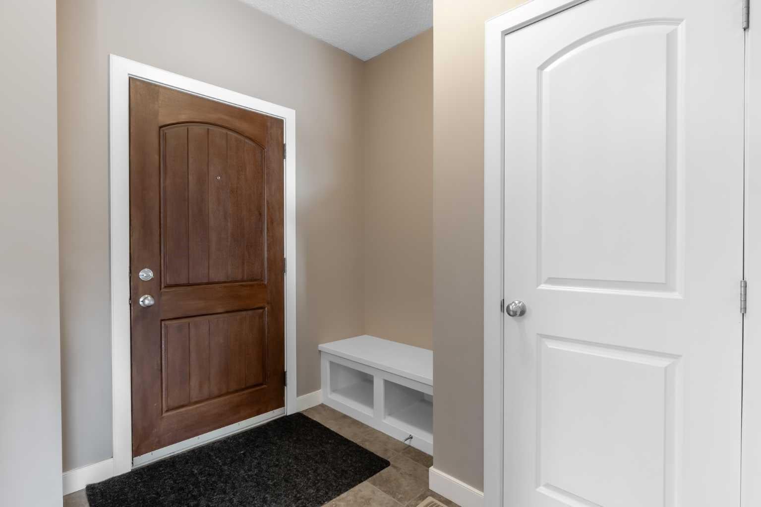 144 CLYDESDALE Way
