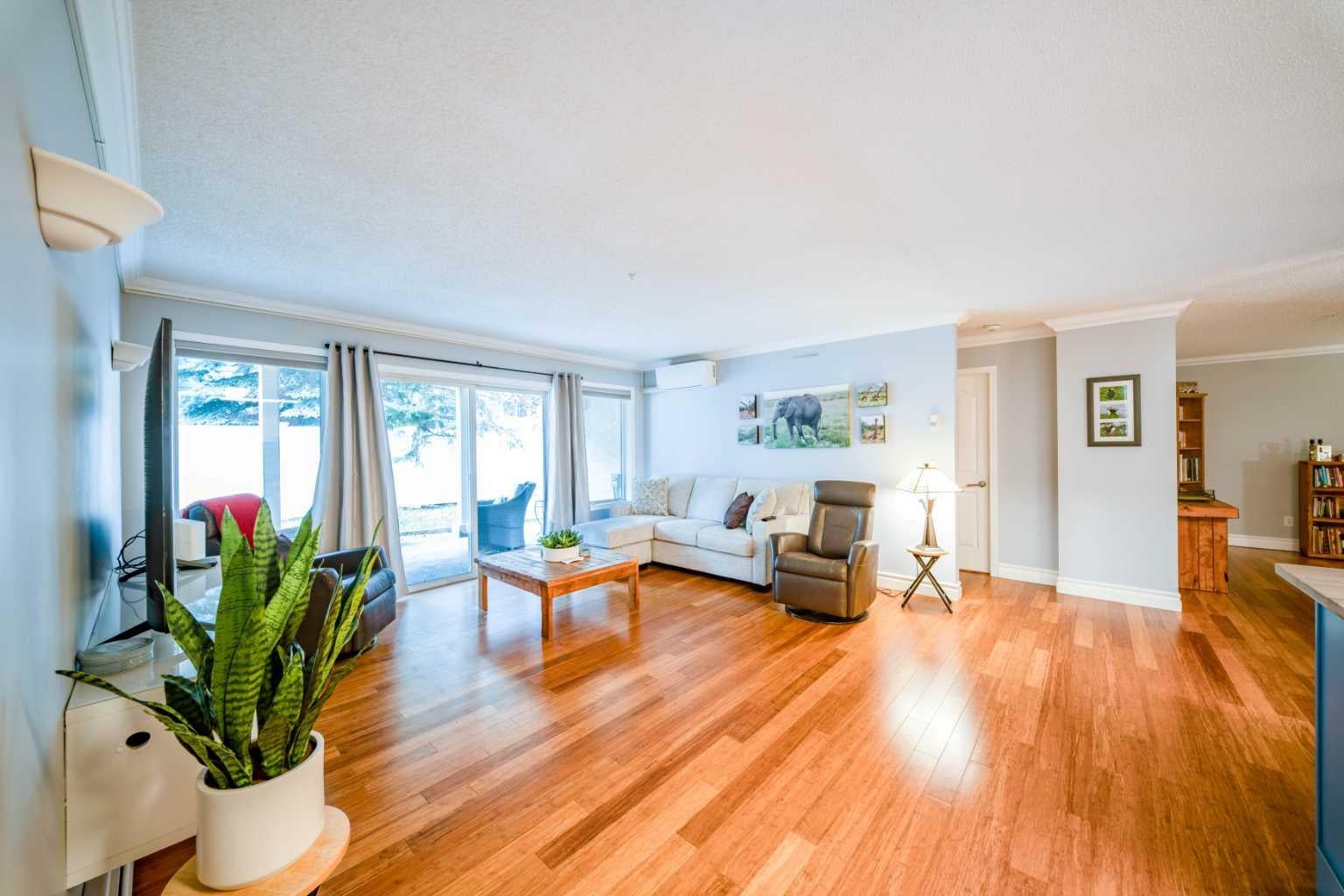 20 Harvest Rose Park NE 2107