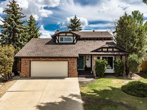 Photo of 2021 112A Street, Edmonton, AB T6J 4V5 (MLS # A2339181)