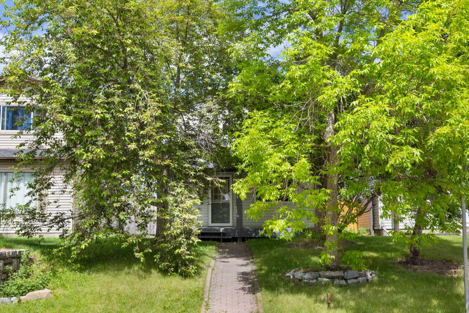 84 Abingdon Crescent NE