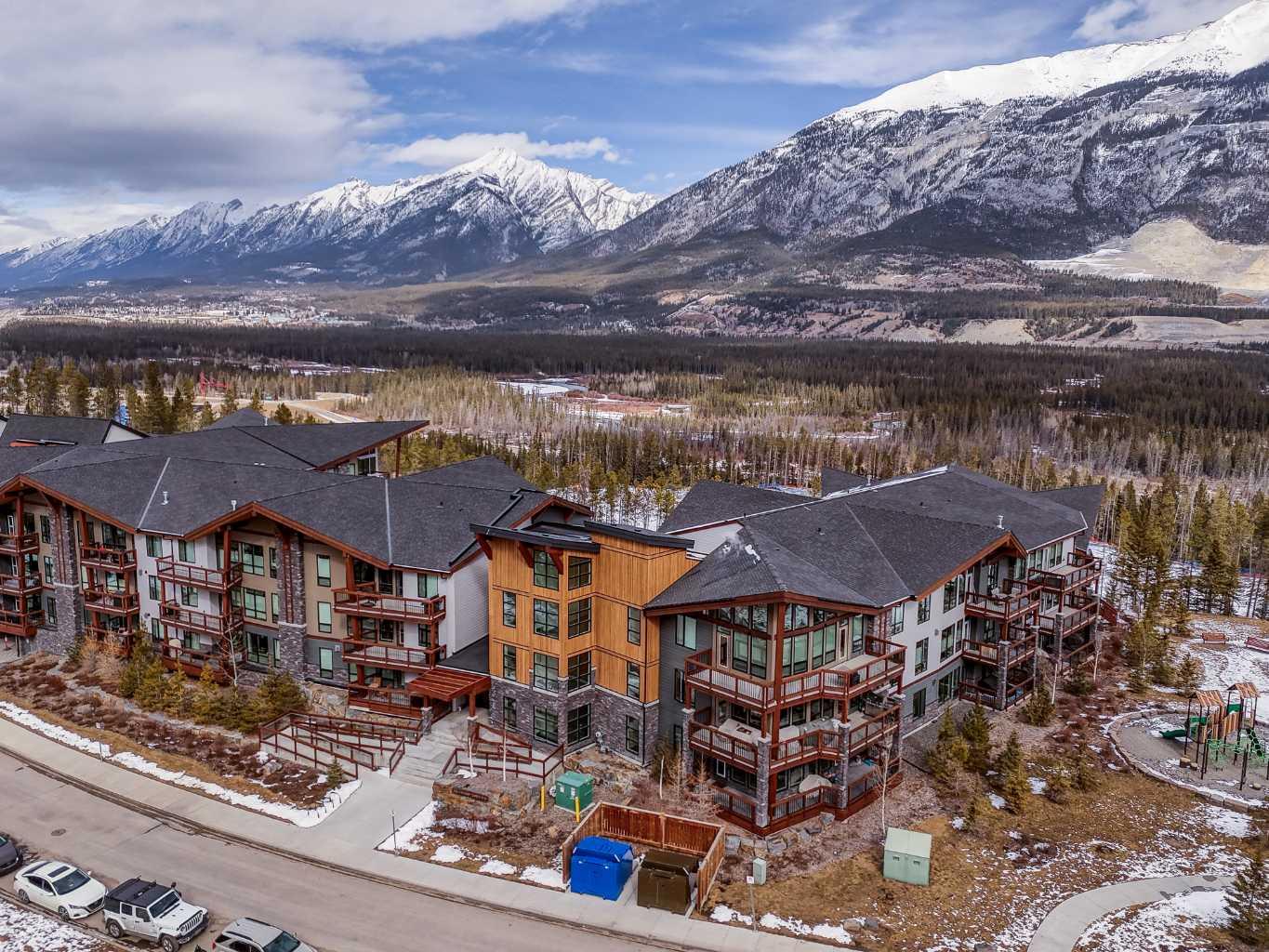 106 Stewart Creek Rise 205