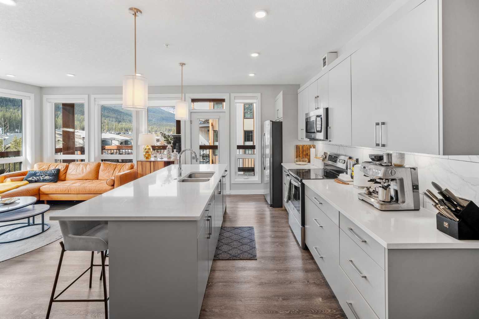 106 Stewart Creek Rise 205