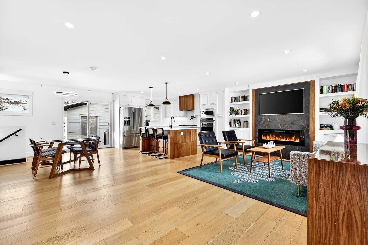 6323 Crowchild Trail SW