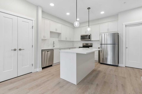 Photo of 655 Shawnee Square SW #312, Calgary, AB T2Y 1E3 (MLS # A2351511)