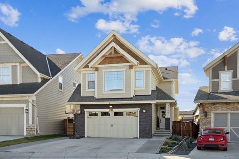 206 Riviera View Cochrane AB T4C 0Z2