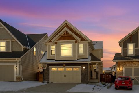 206 Riviera View Cochrane AB T4C 0Z2